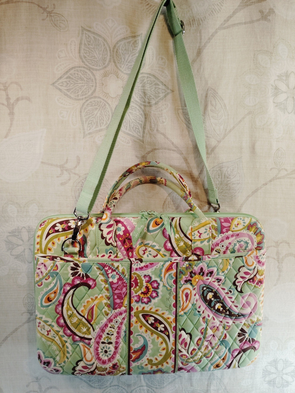 Vera Bradley Quilted Paisley Hardshell Laptop/Messenger bag- Mint, Pink & Yellow - Picture 5 of 7